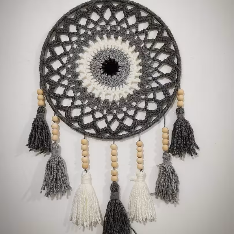 آویز مکرومه  طرح چشم نظر 