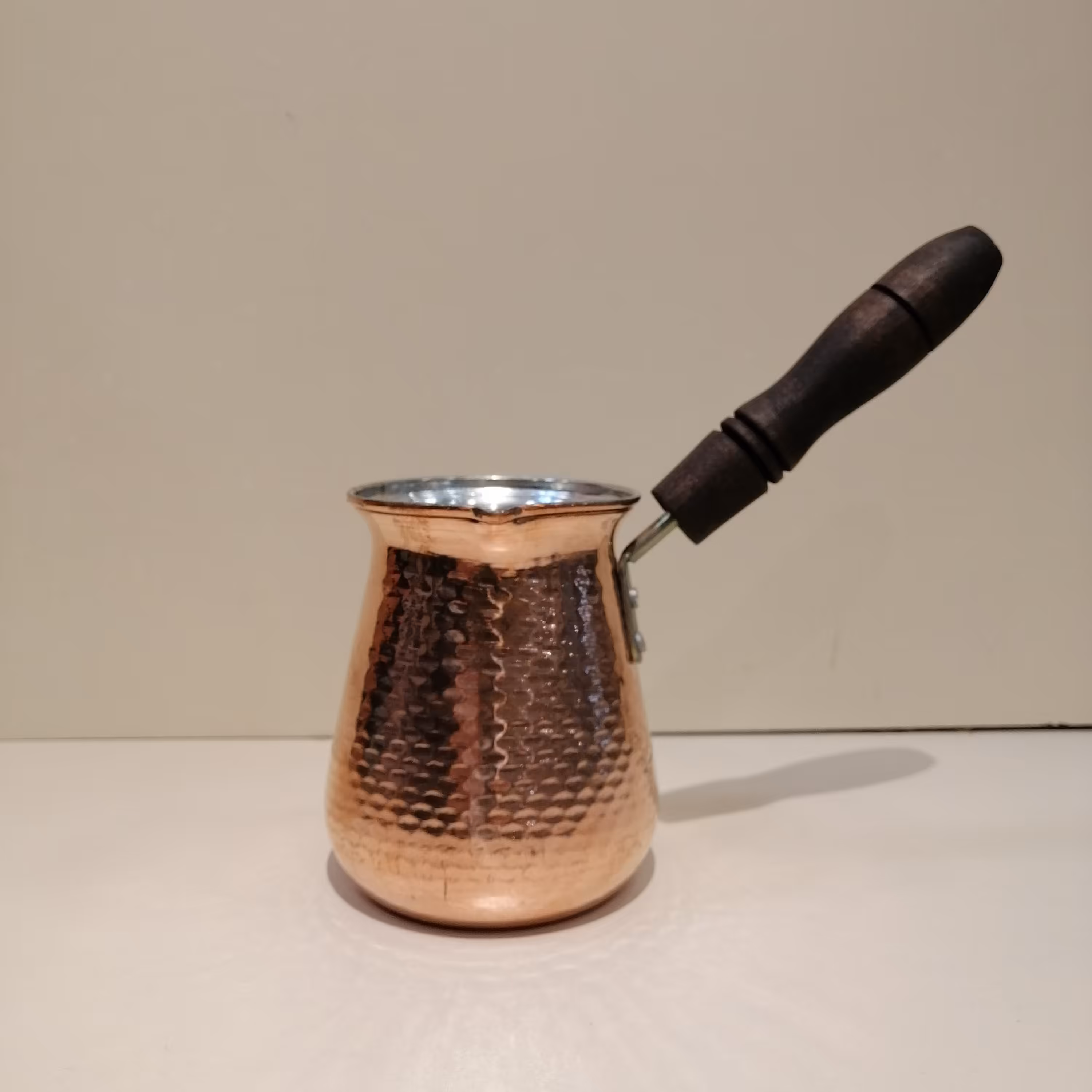 قهوه جوش مسی دسته چوبی