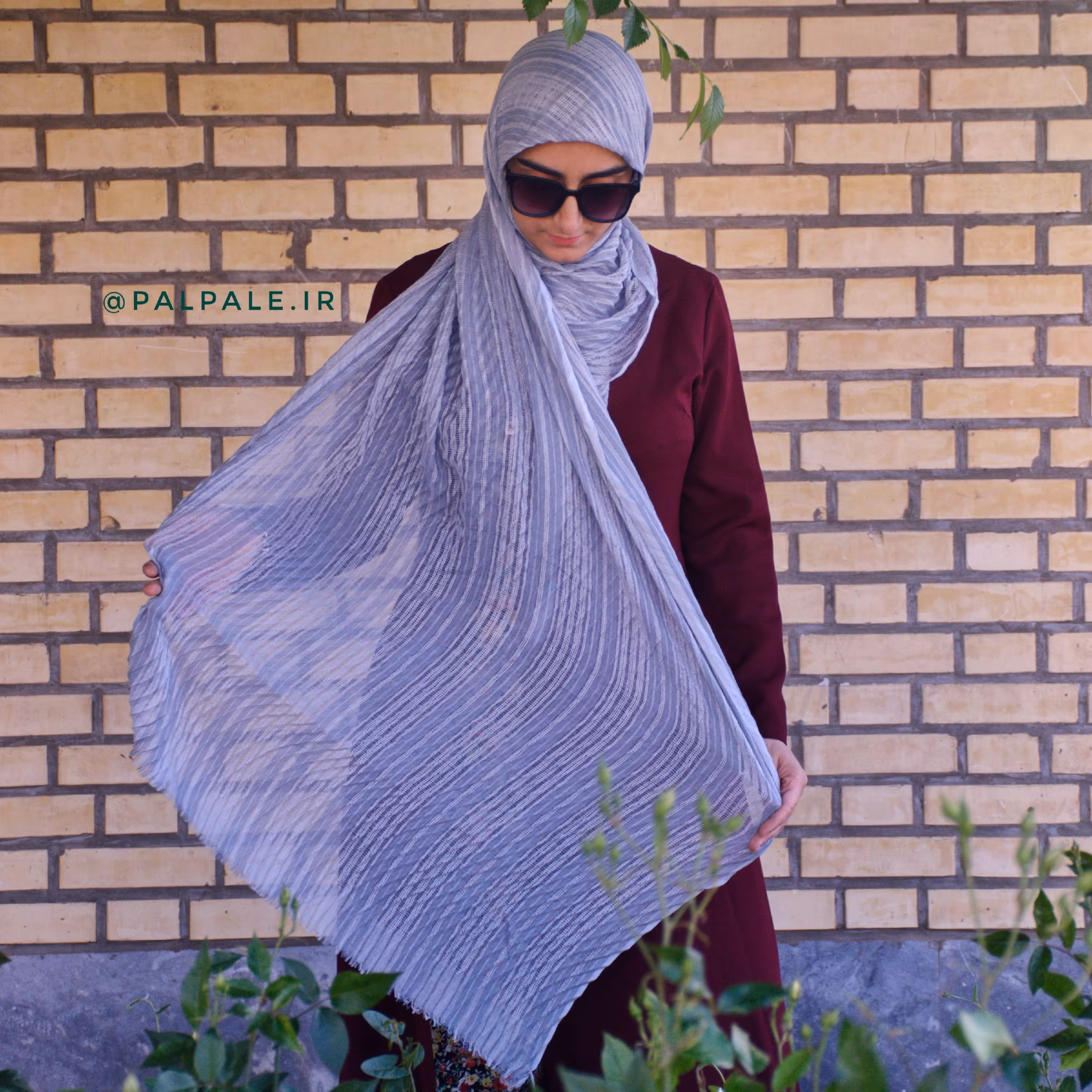 شال پلیسه نخی منگوله دار