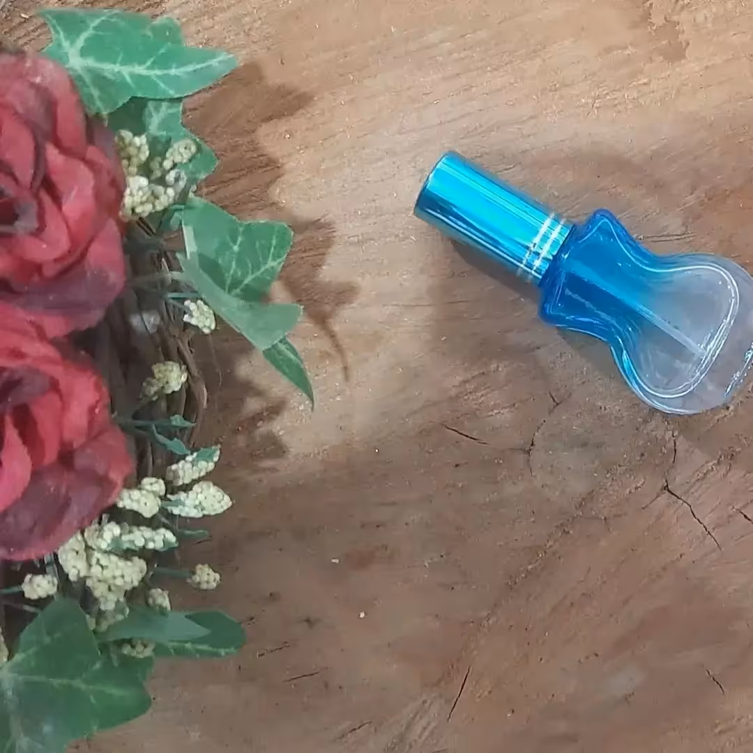 عطر دانهیل قهوه ای اسپری افشان(ده گرمی)