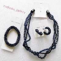 ست گردنبند دستبند گوشواره مهره ای سرمه ای مشکی اروپایی