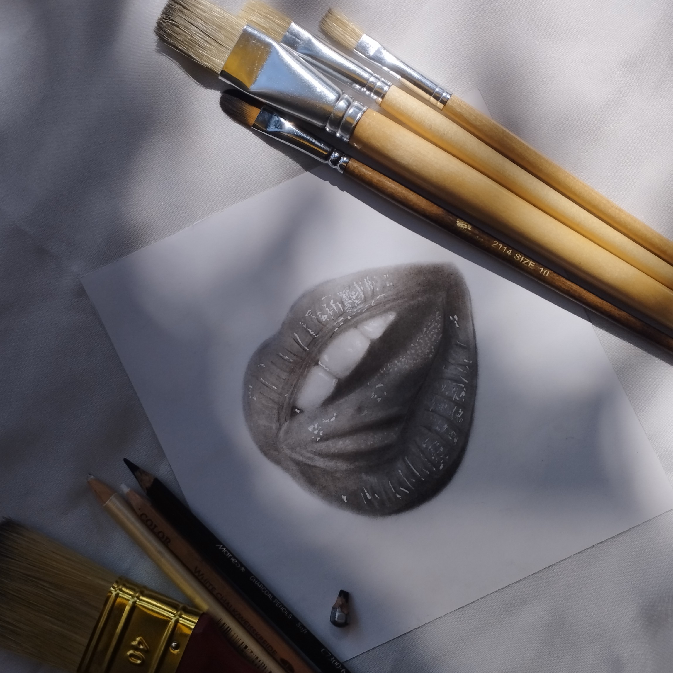 نقاشی سیاه قلم بدون پخش رنگ و هر طرحی که بخوای در سایزA4