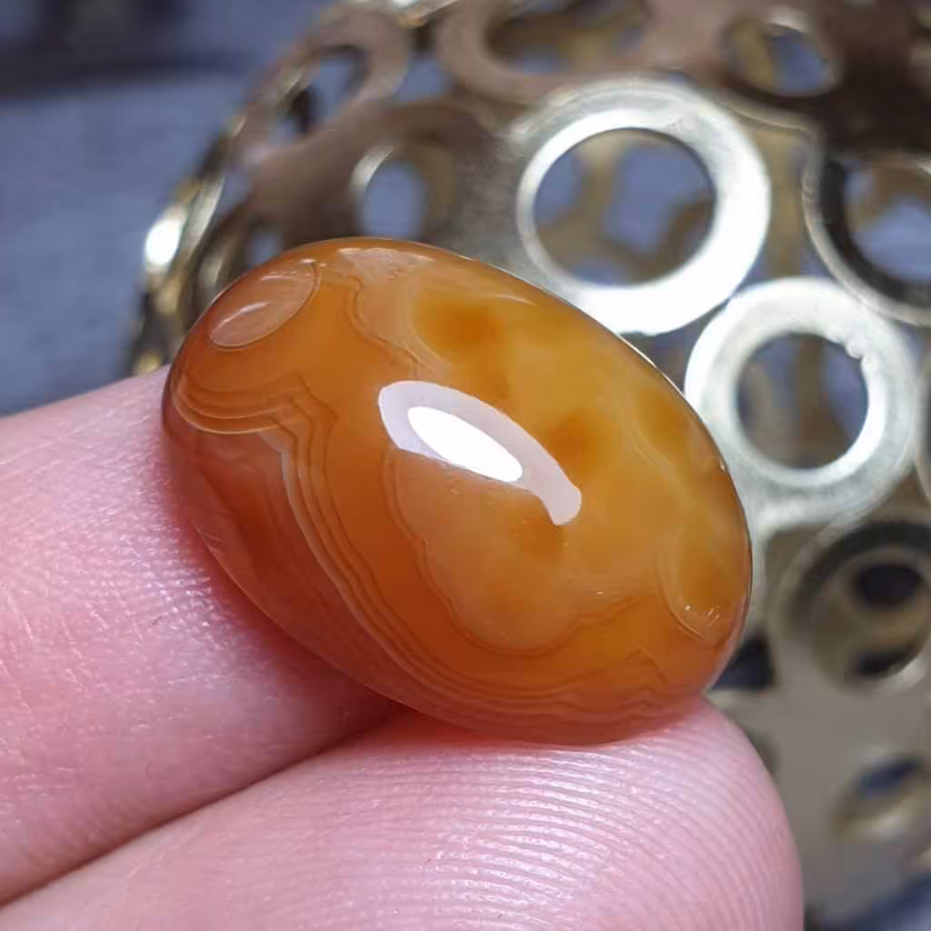 نگین سنگ عقیق بسیار خاص خراسانی اصل معدنی
