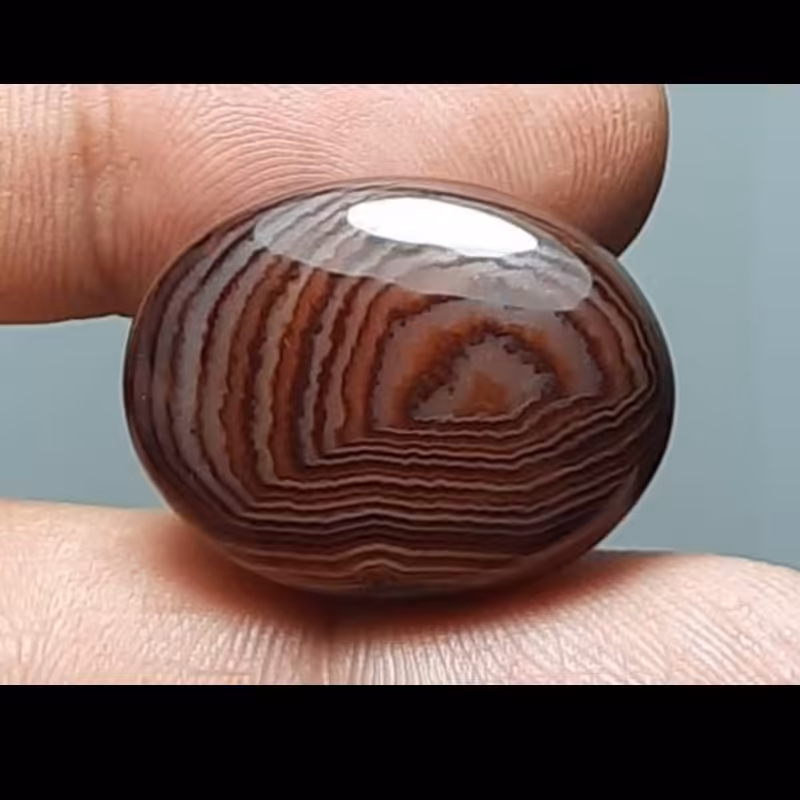 نگین عقیق سلیمانی زیبا و خاص معدنی 