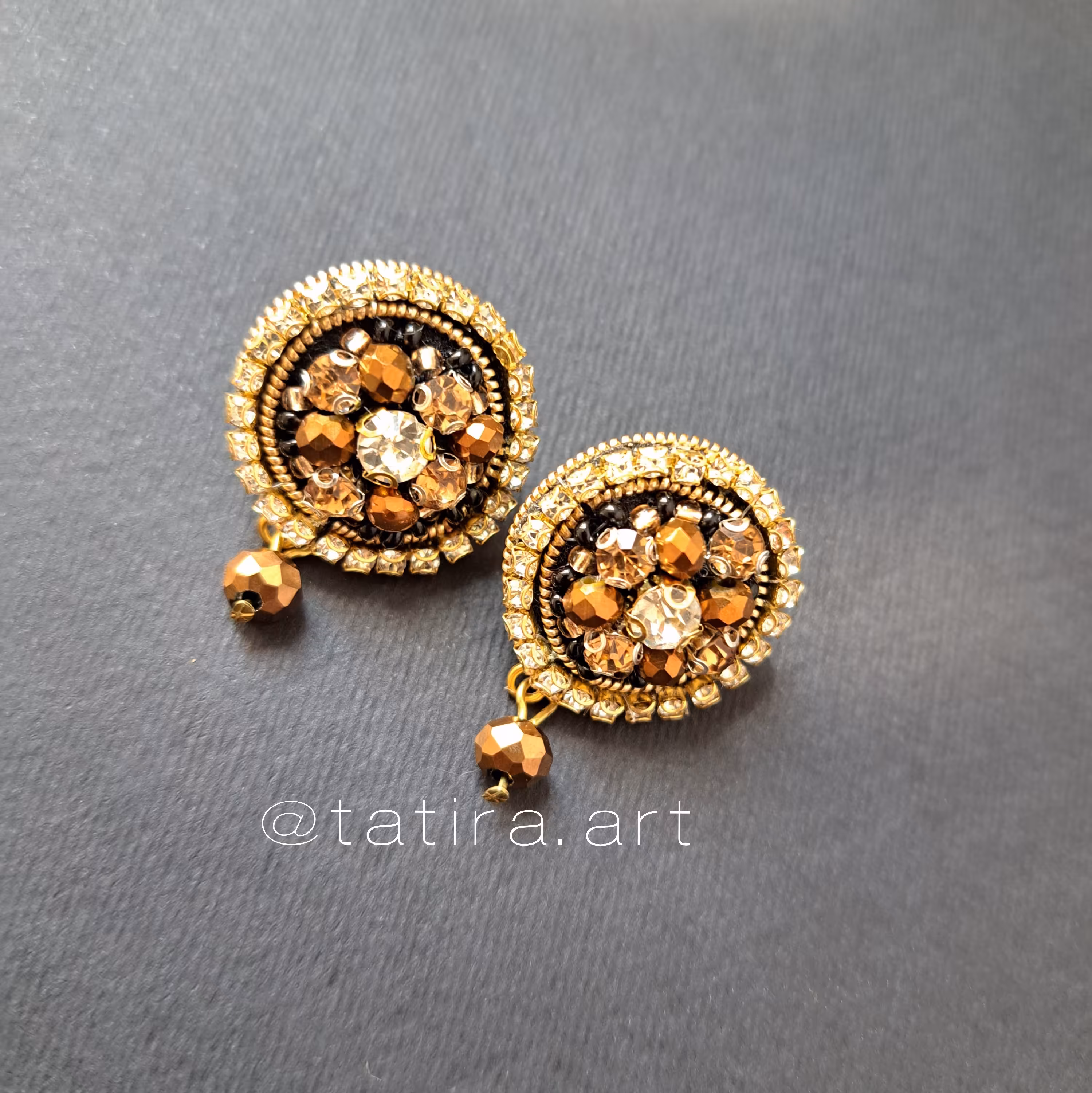 گوشواره جواهردوزی