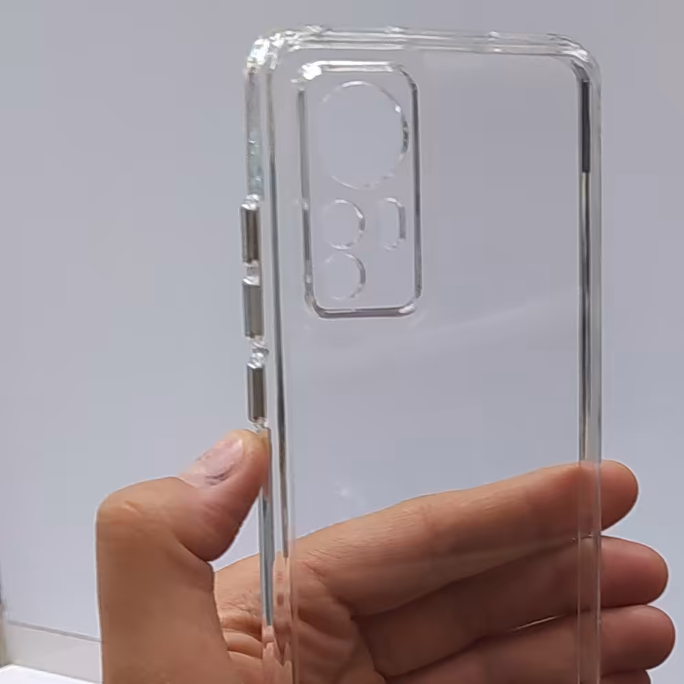 کاور گوشی شیائومی Mi 12 جنس کاور شفاف دارای دکمه های فلزی مقاوم در برابر ضربه