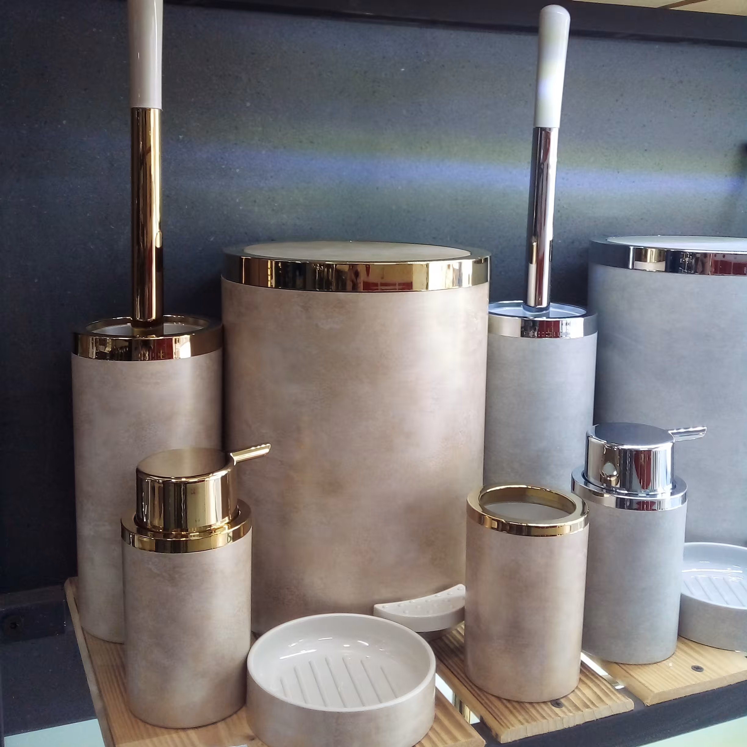 ست سرویس بهداشتی روشارنگ بتن طلایی(ارسال تیپاکس پس کرایه)