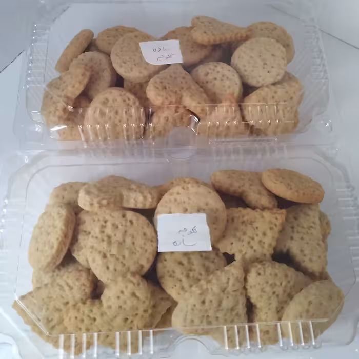 کلوچه با سه طعم شیره انگور زنجبیلی و پرتغالی با آرد گندم