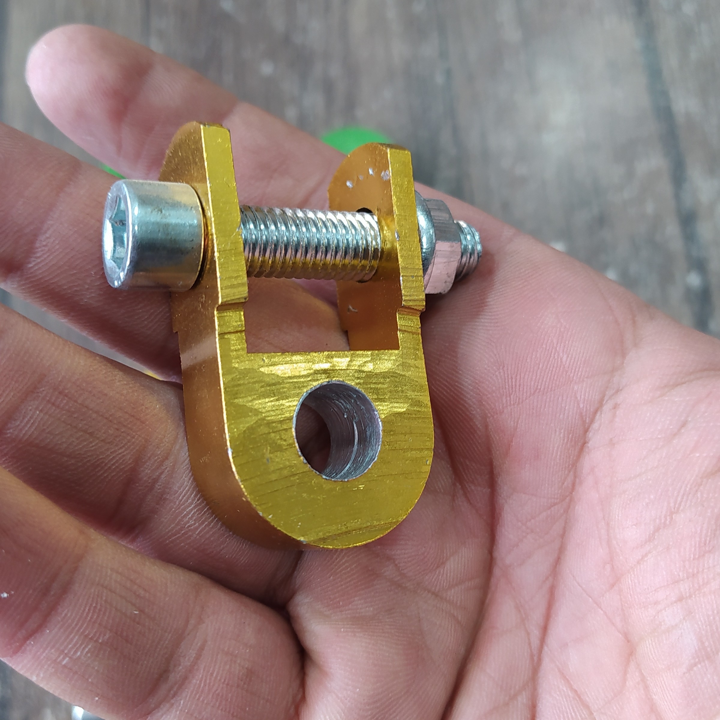 اسپیسر کمک عقب یا ارتفاع دهنده کمک عقب