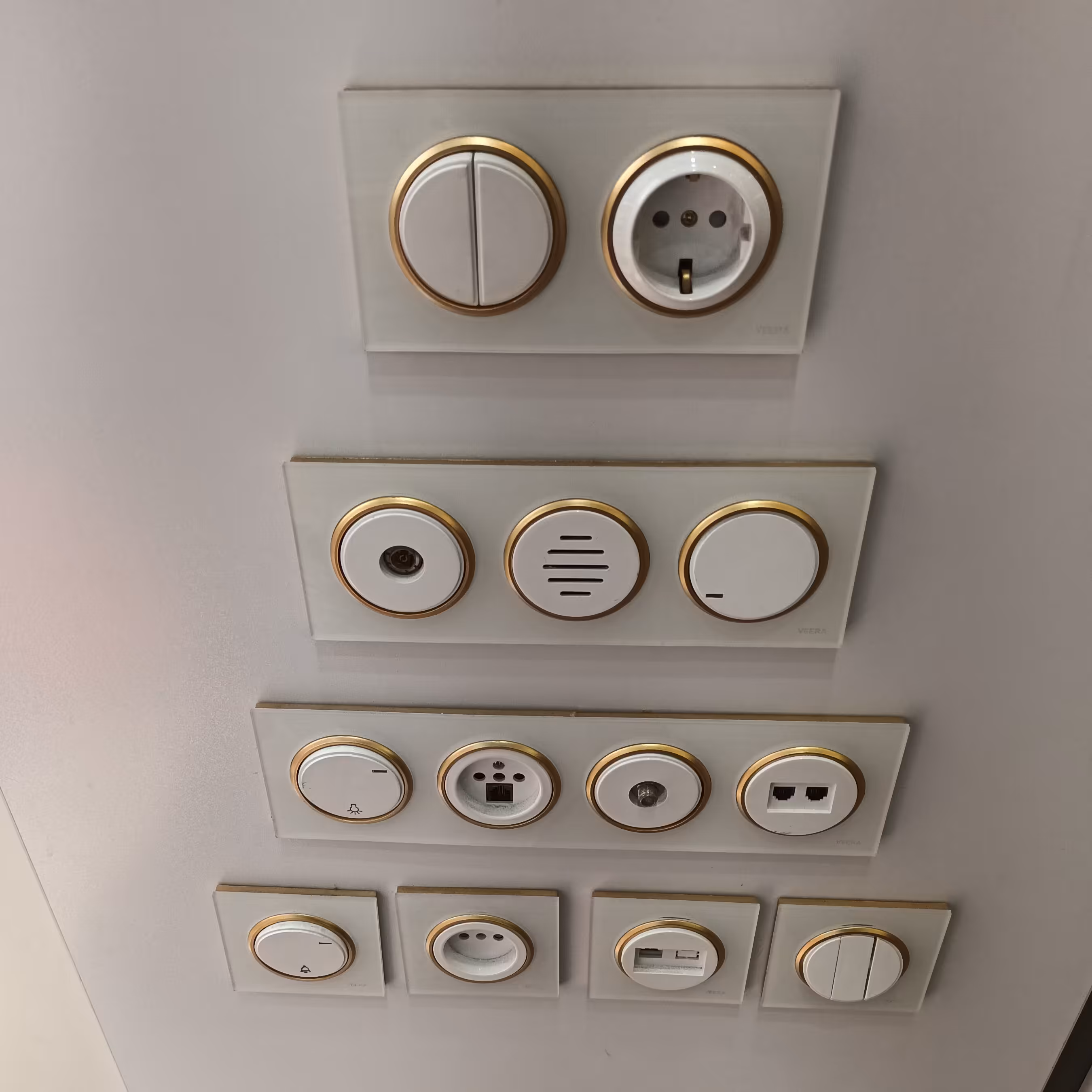 کلید و پریز