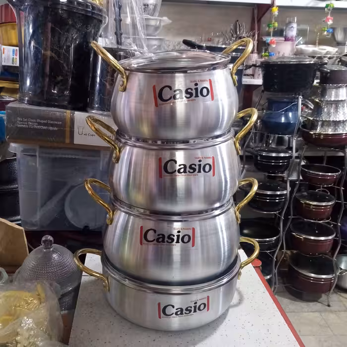 سرویس قابلمه 8 پارچه کاسیو دسته طلایی با در پلاستیک مشکی