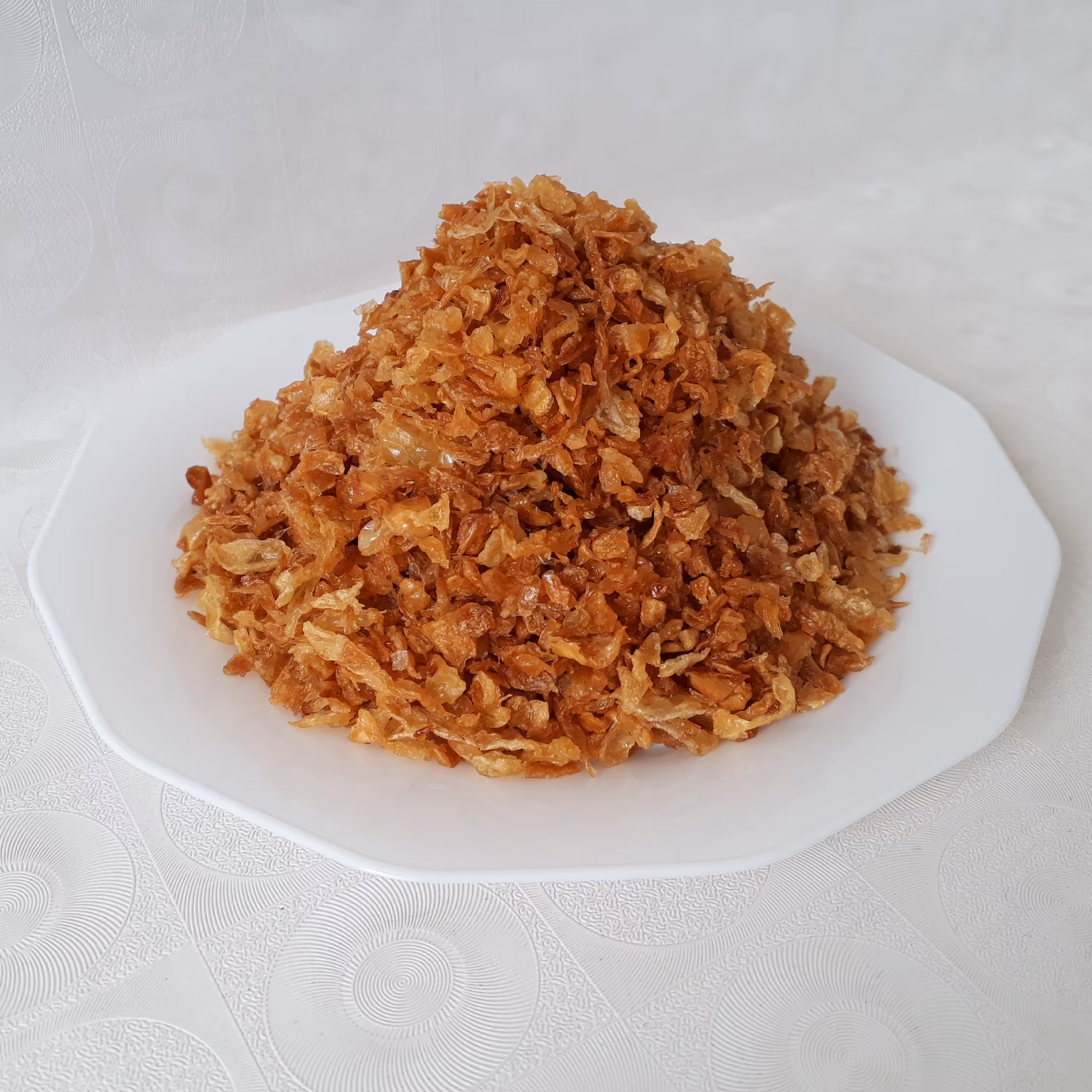 پیاز سرخ شده نگینی طلائی ( نیم کیلویی )