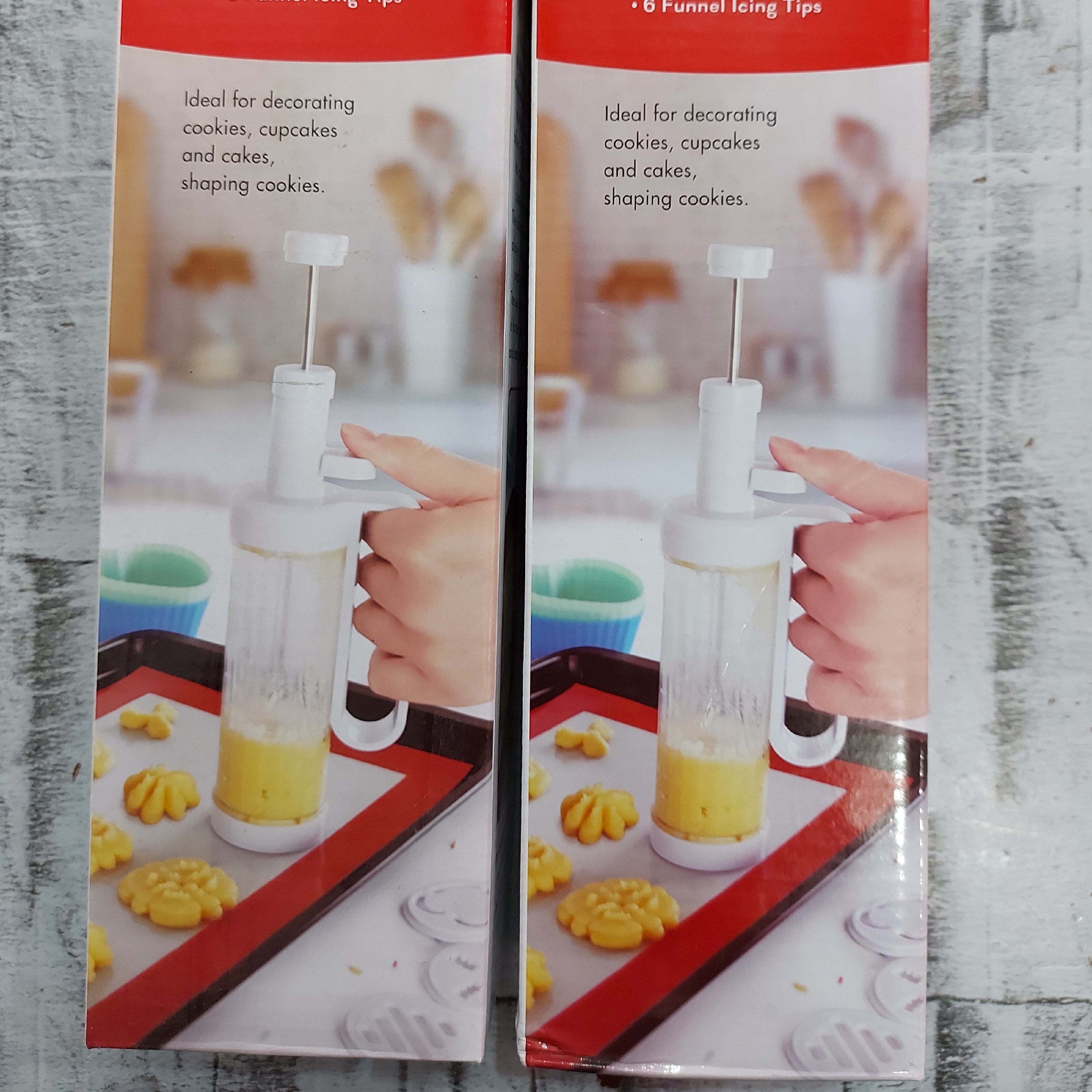 بیسکویت زن دستی