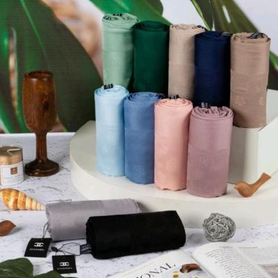 روسری ژاکاردابریشم وارداتی طرحگل