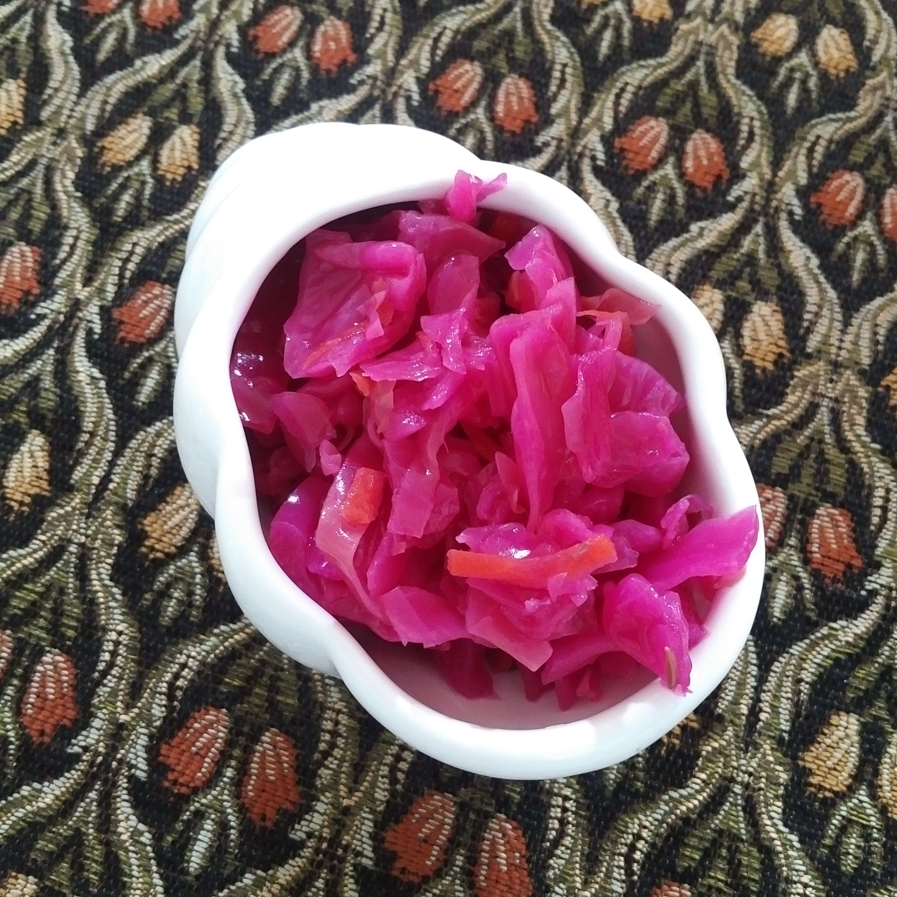 کلم تخمیری صورتی(مخلوط سفید و بنفش)بسته بندی یک کیلوگرمی