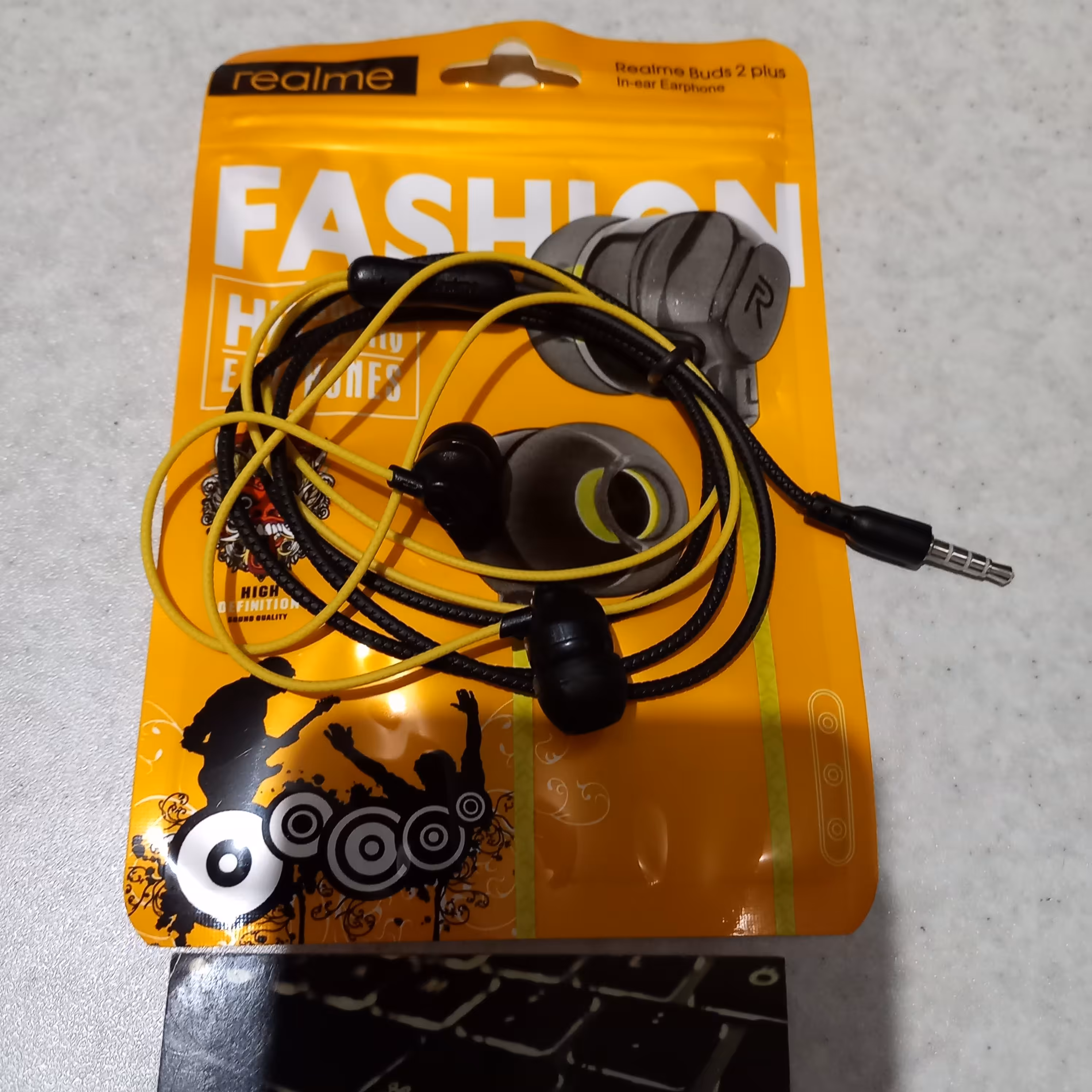 هنذفری ریلمی مدل Buds 2 plus

