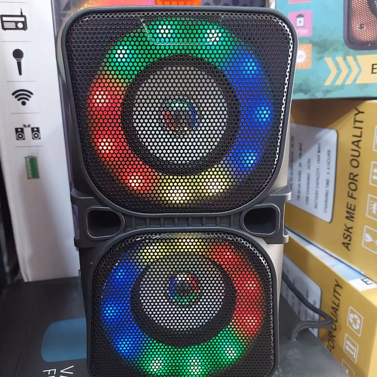 اسپیکر های627 EVER ساخت کشور چین و به سفارش ایران بوده و در عین حال کیفیت مناسب نسبت به قیمت دارند  بلوتوثی رم خور و...