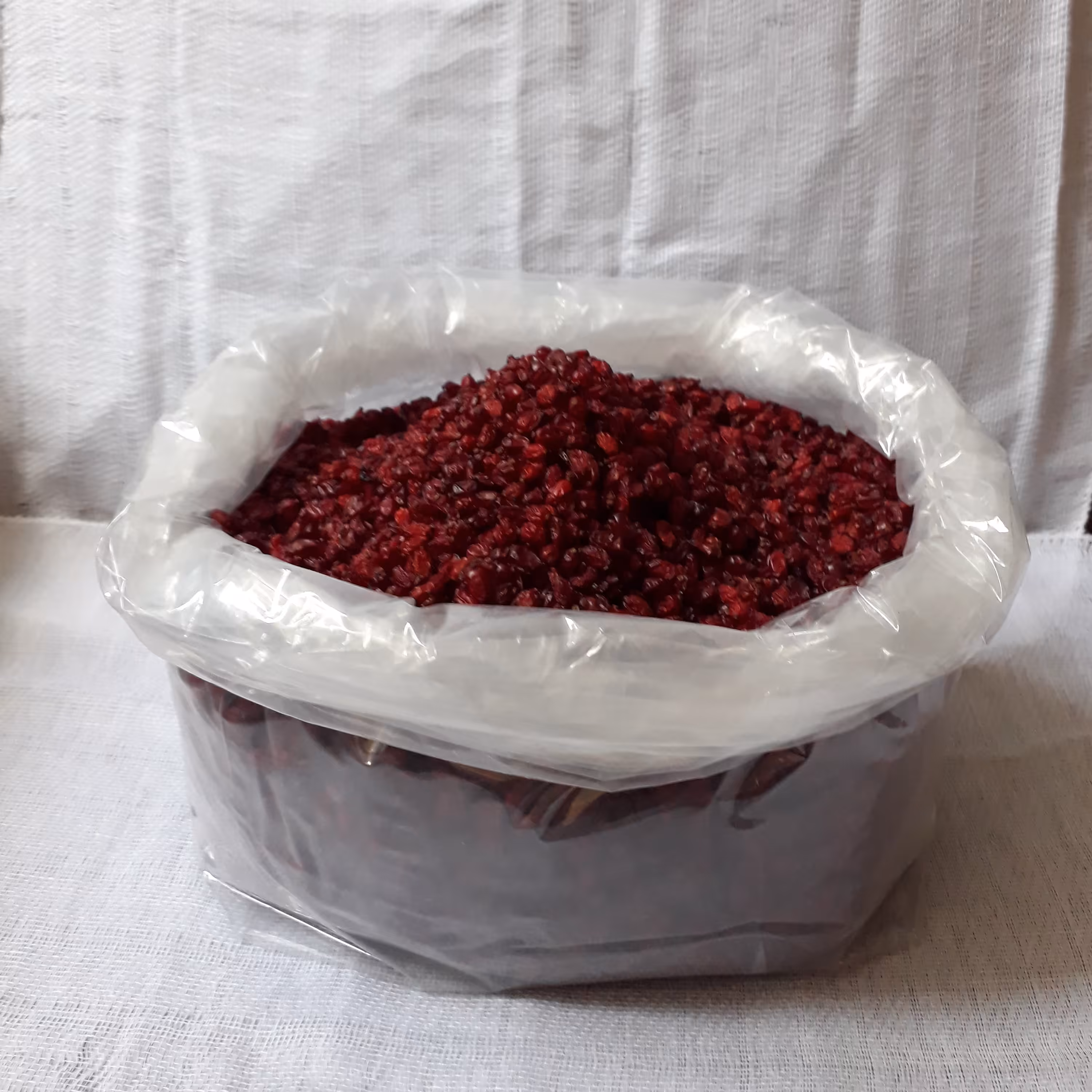 زرشک بی دانه درجه یک فله(ناظم)