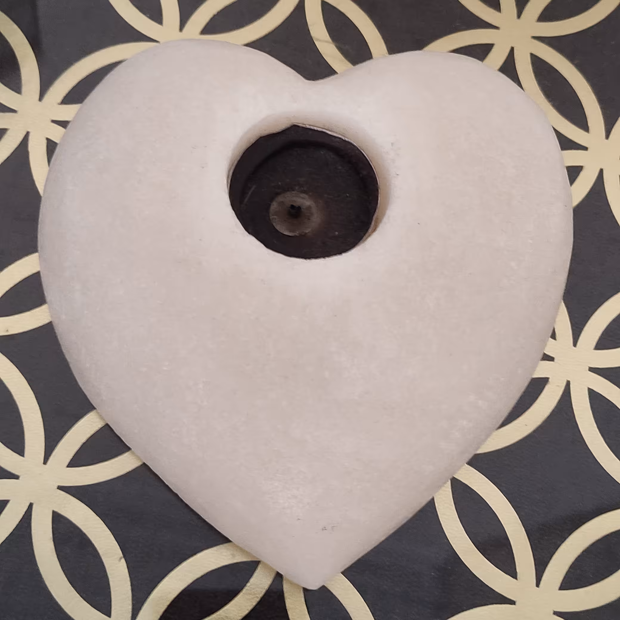 جاشمعی قلبی شکل سنگ نمک