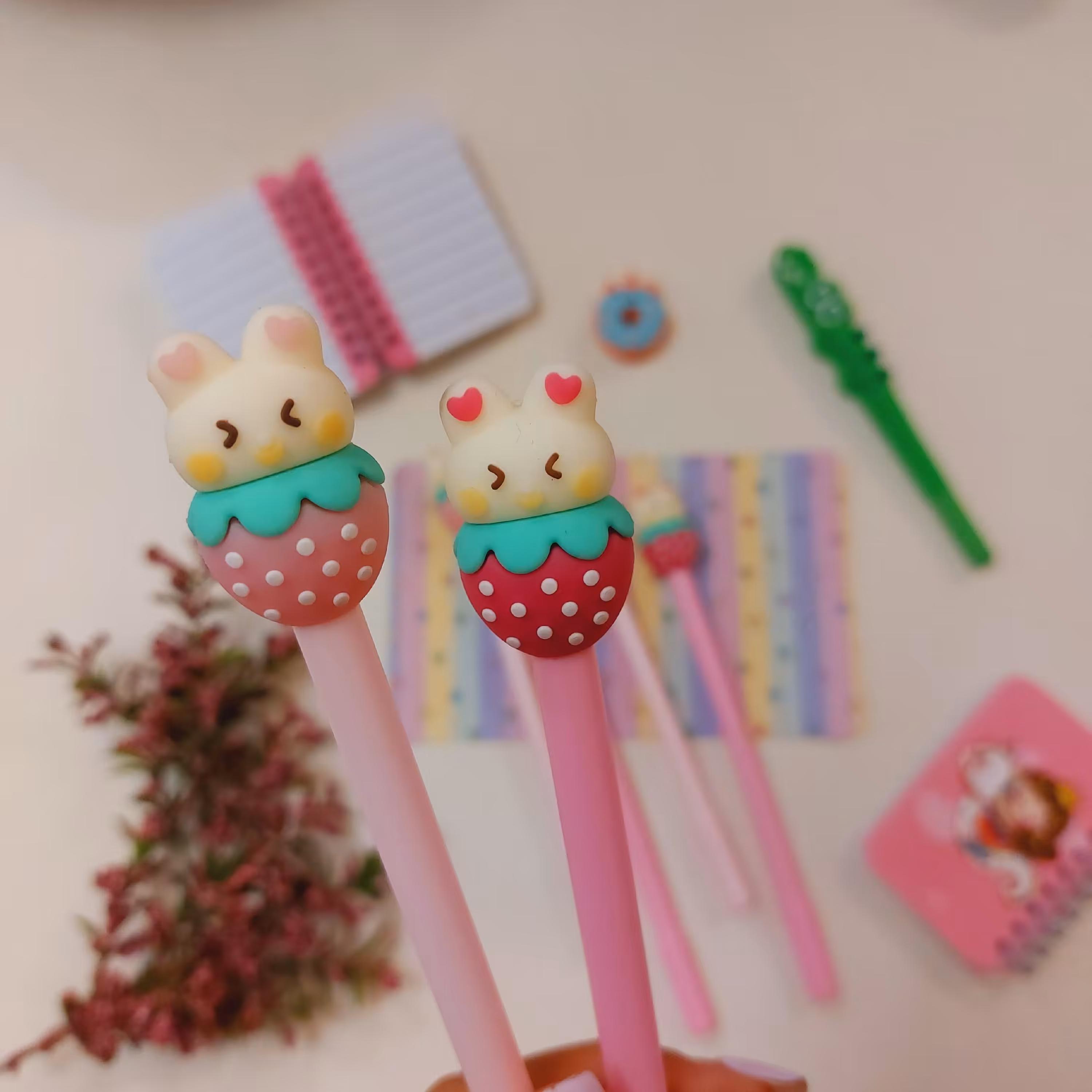 خودکار فانتزی توت فرنگی