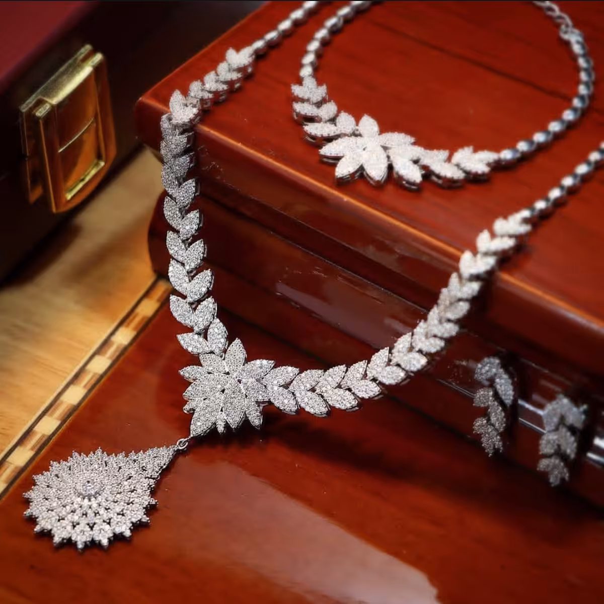 سرویس مارساجواهرنقره 925 روکش اب طلاضمانتی