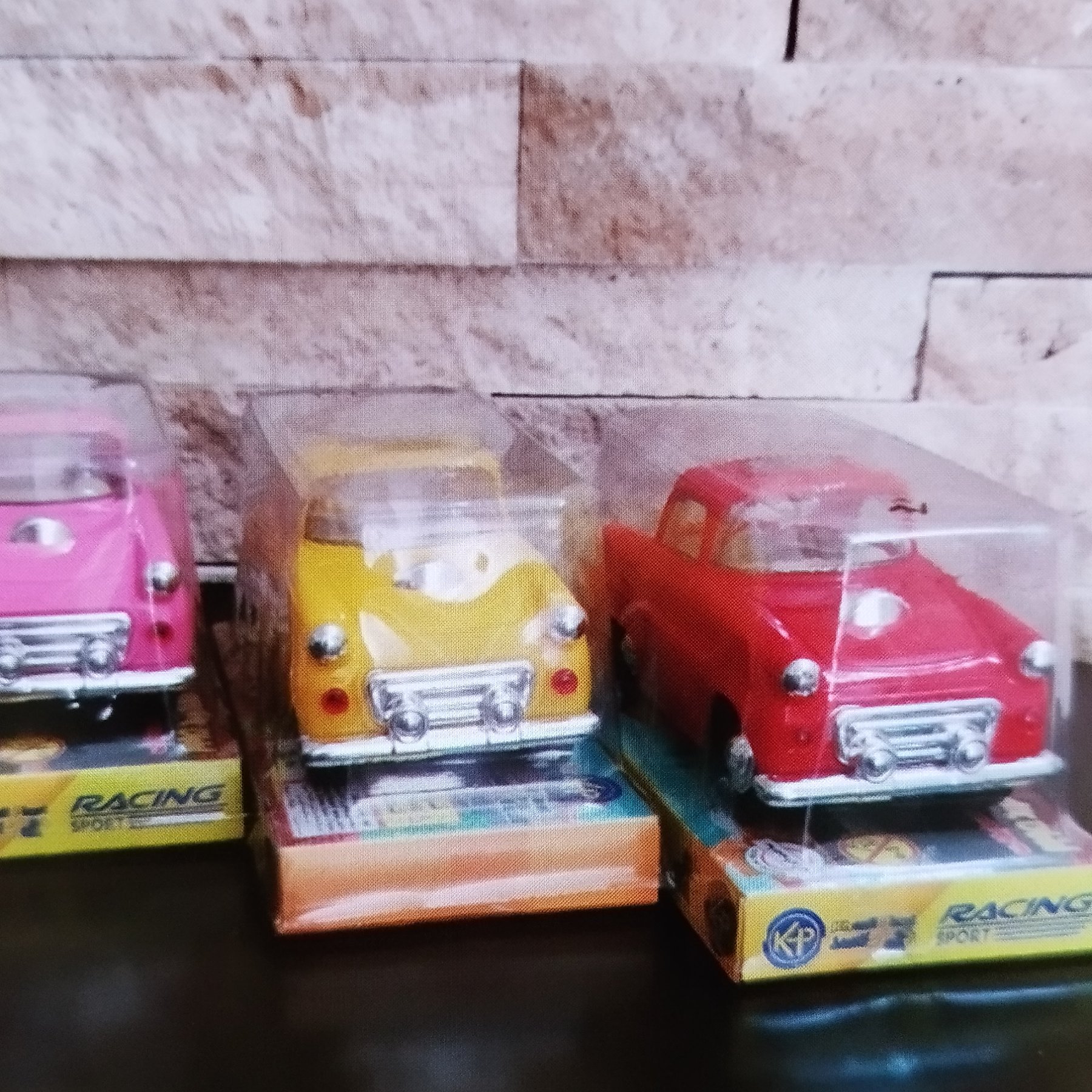 ماشین اسباب بازی 