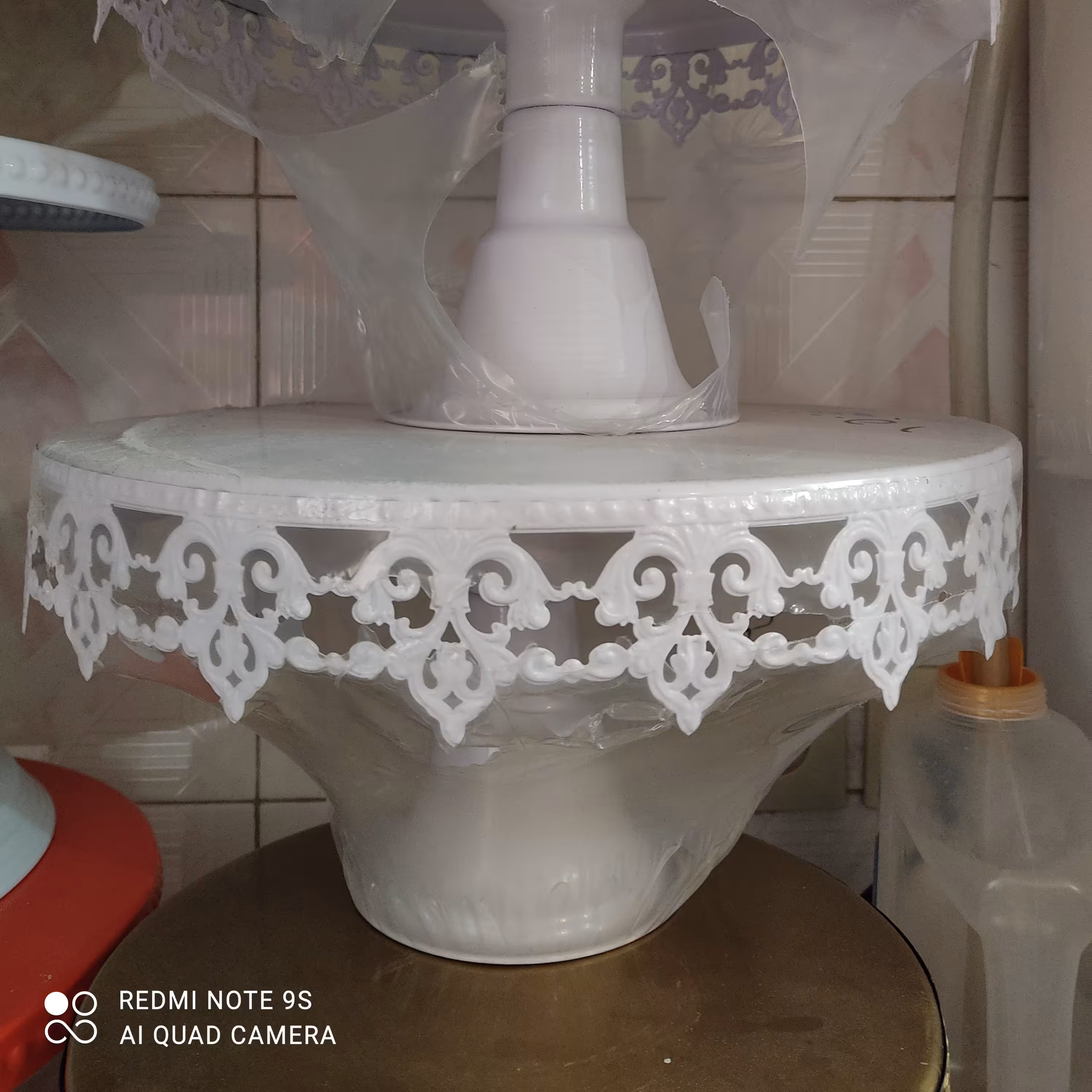 استند کیک فلزی با قطر30 سانت و ارتفاع 18سانت