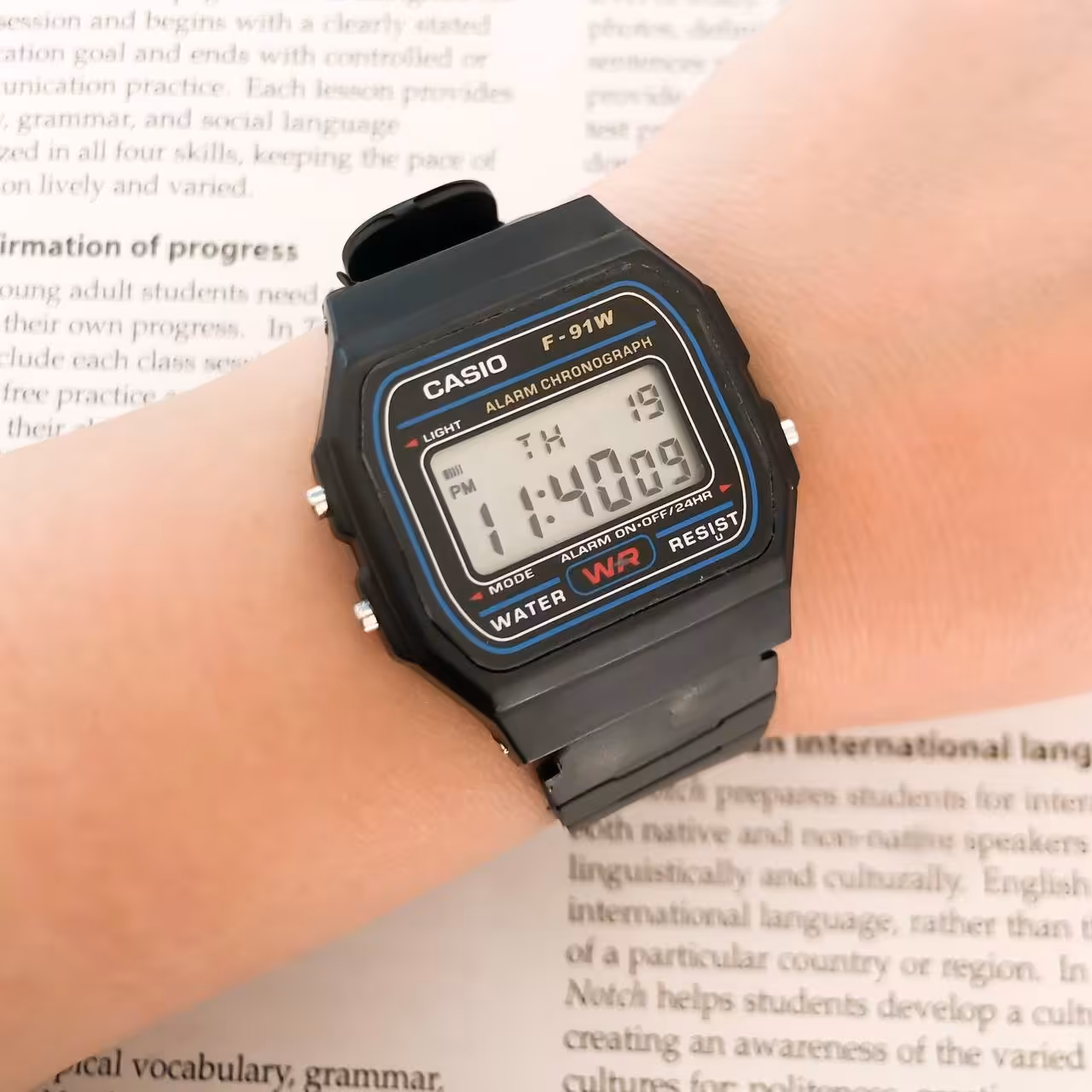 ساعت کاسیو بلاکی اسپرت رنگ مشکی