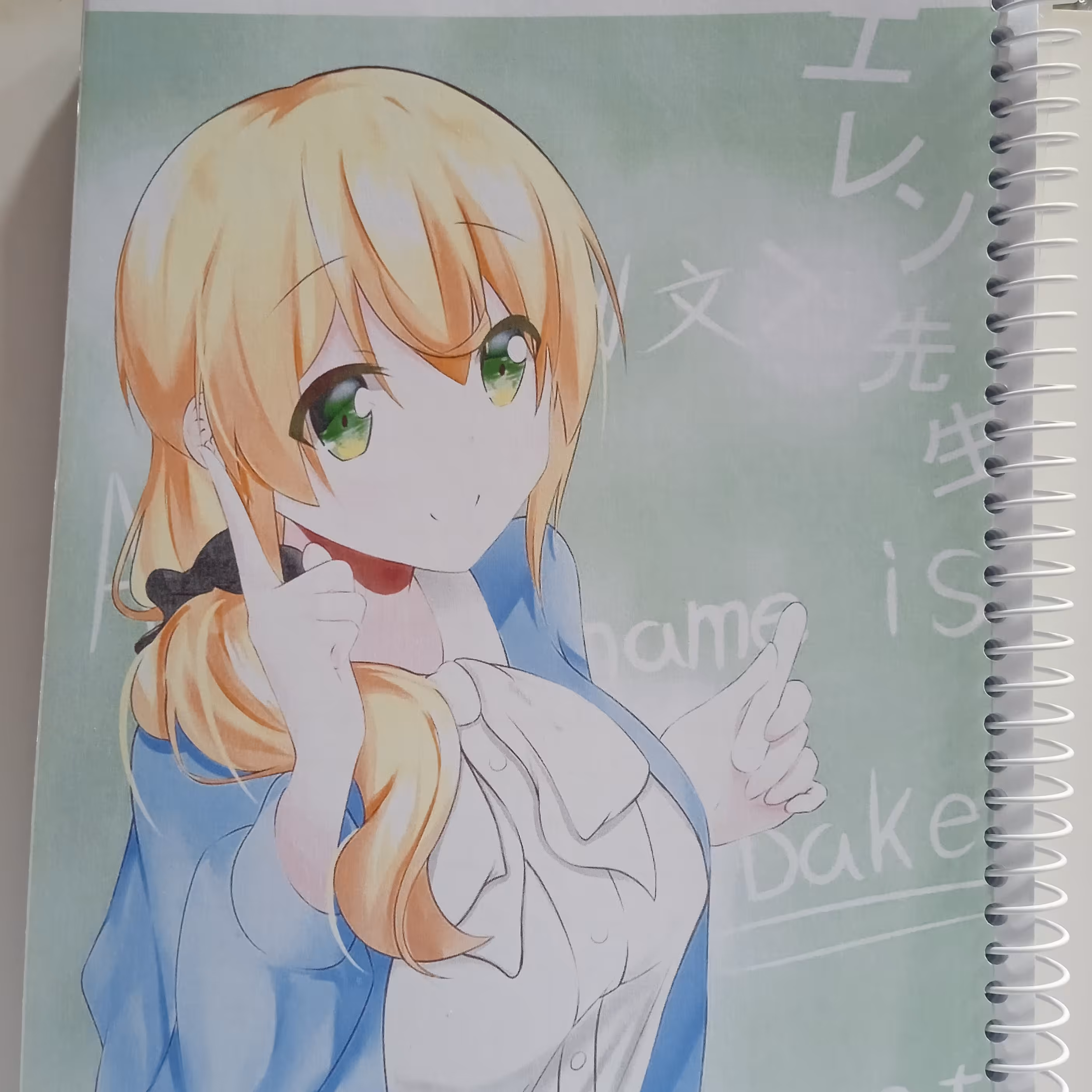 دفتر نقاشی 40 برگ سیمی با جلد طلقی ضخیم طرح تخته سیاه