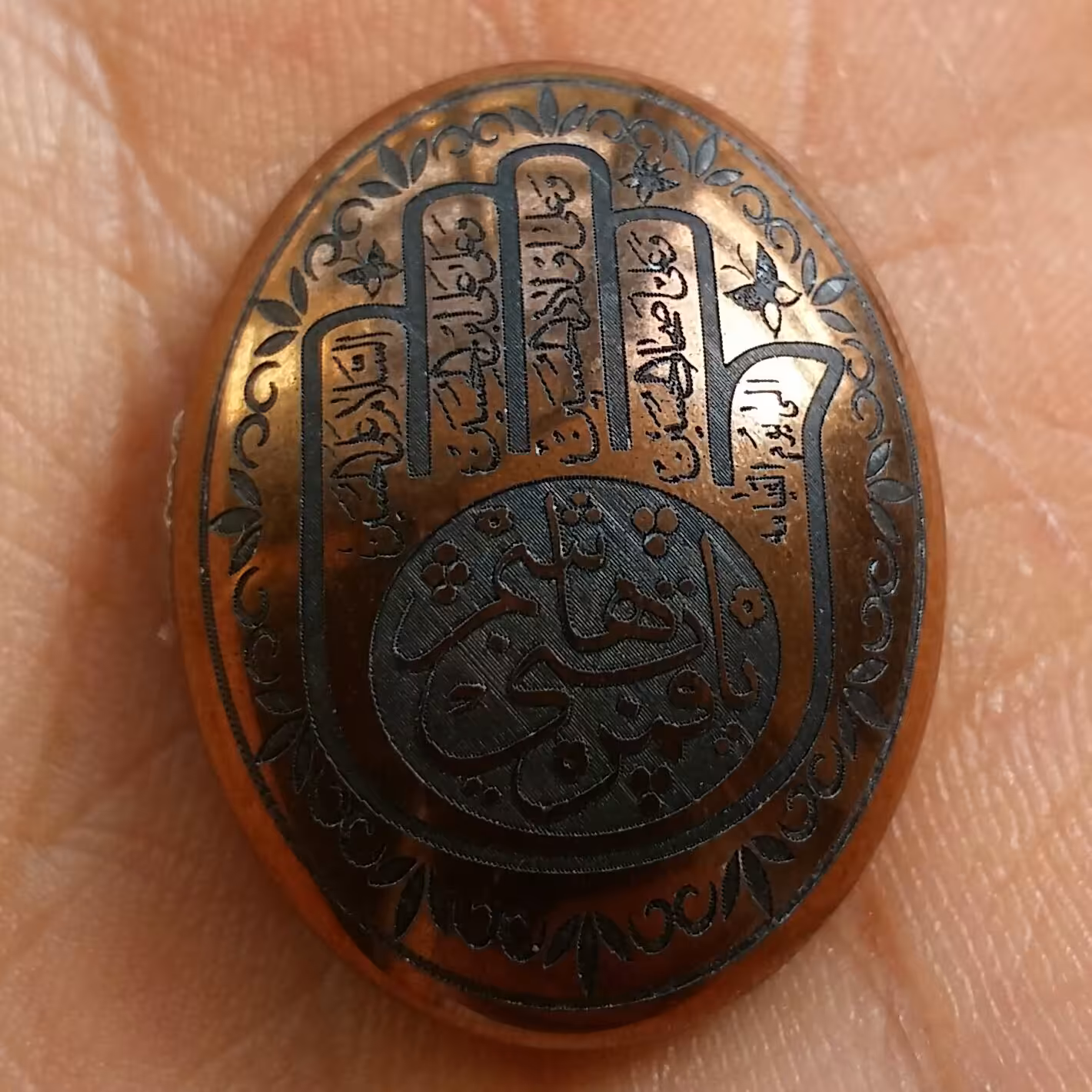 نگین حدید صینی اصل بی نظیر خاص
سایز درشت سنگین دیدنی