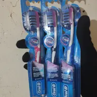 مسواک  3D white oralb 