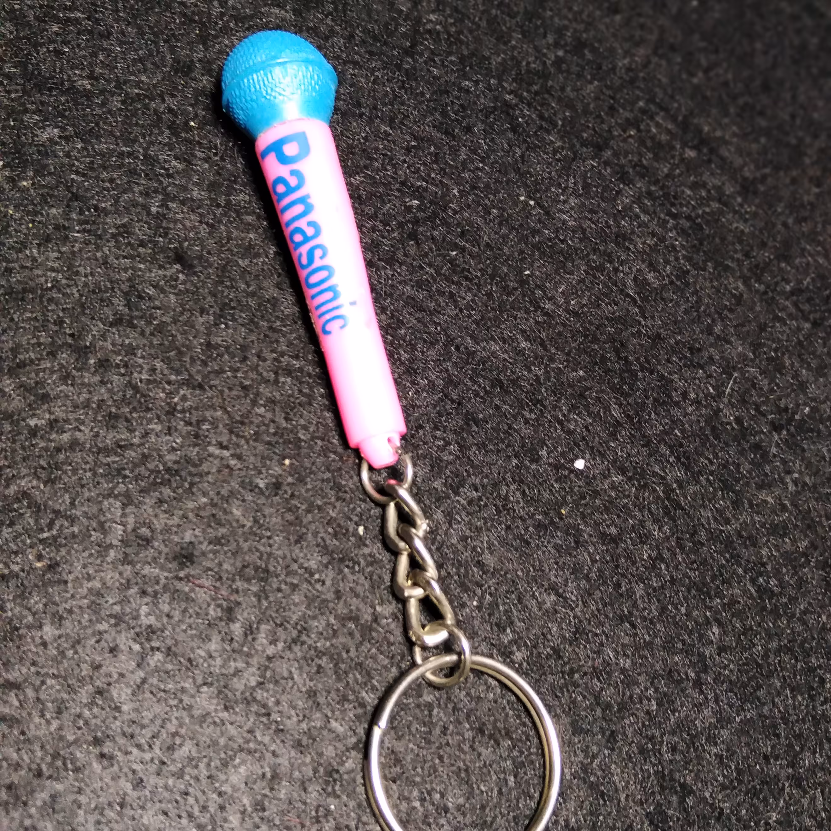 جا کلیدی طرح میکروفن پاناسونیک 