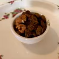 زیتون پرورده تازه پر گردوی خانگی لیمویی ( نیم کیلویی)