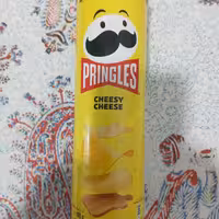 چیپس پرینگلز 165 گرمی طعم پنیریPRINGLS