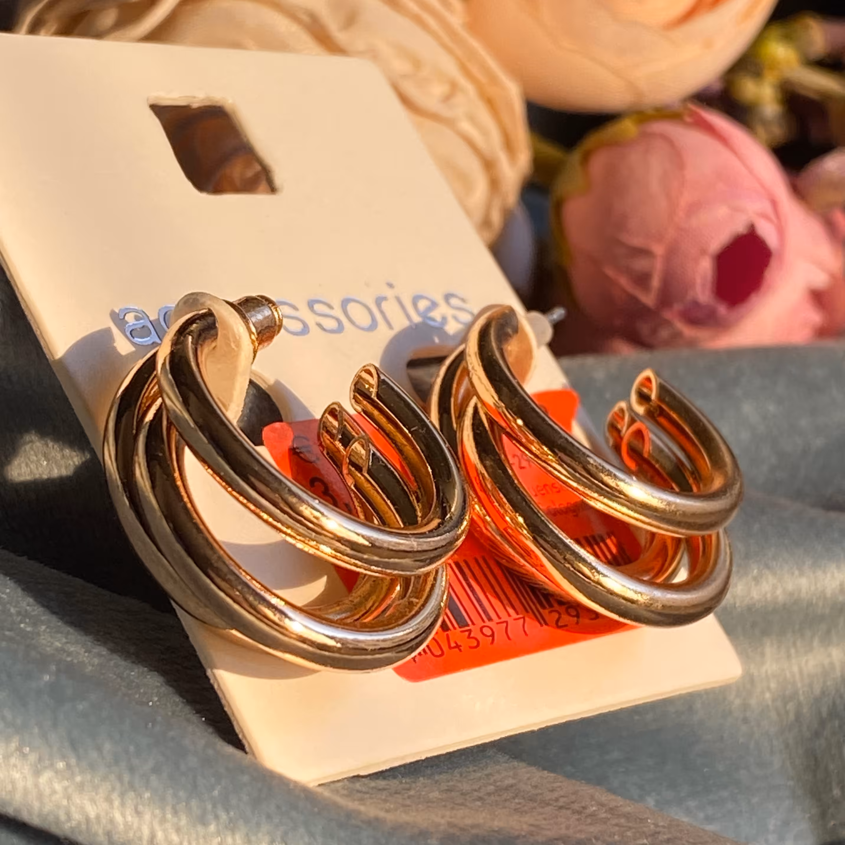 گوشواره دخترانه گوشواره وارداتی بسیار زیبا و خاص مناسب کادو تولد