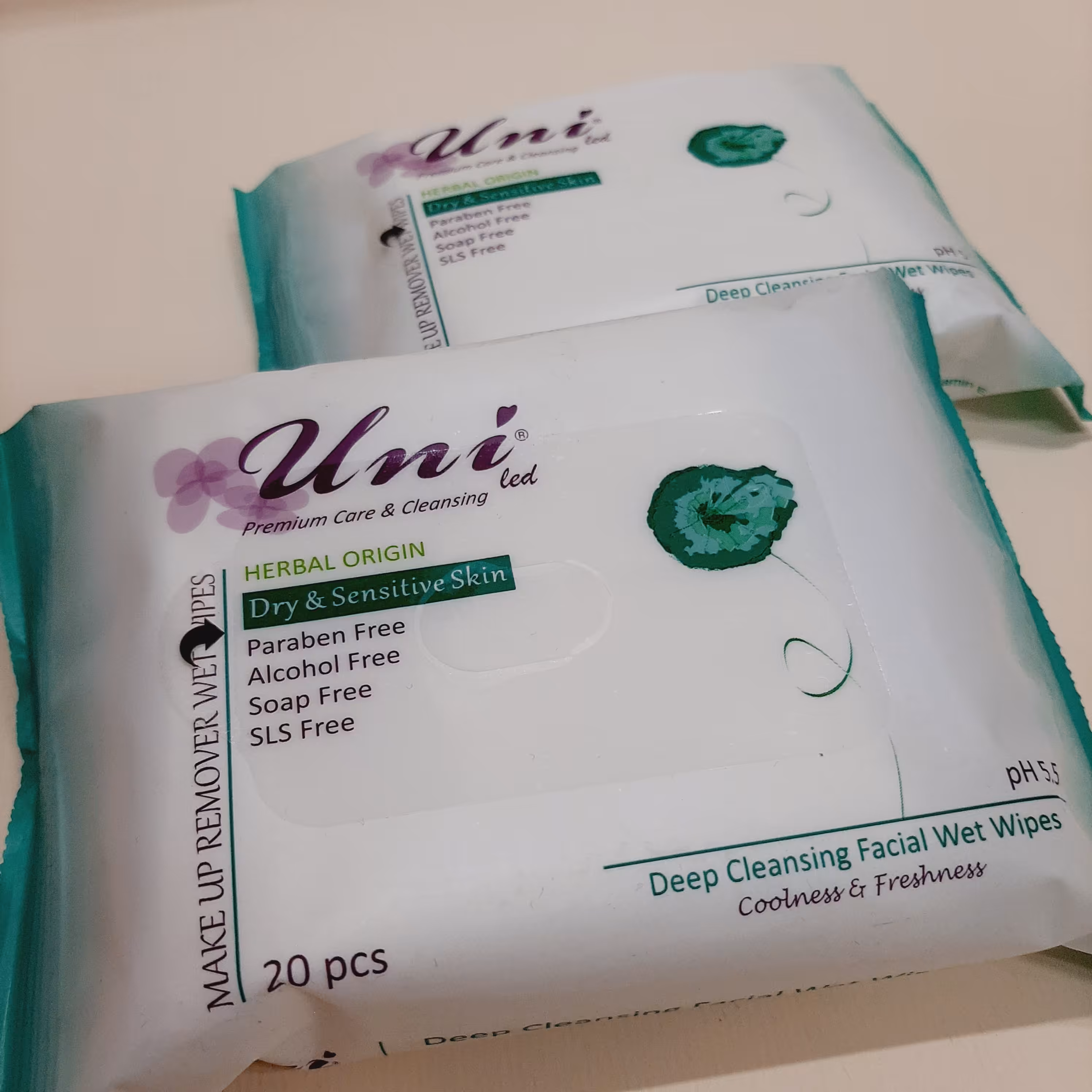 دستمال مرطوب آرایشی یونی لِد-پوست خشک و حساس- 20 برگی