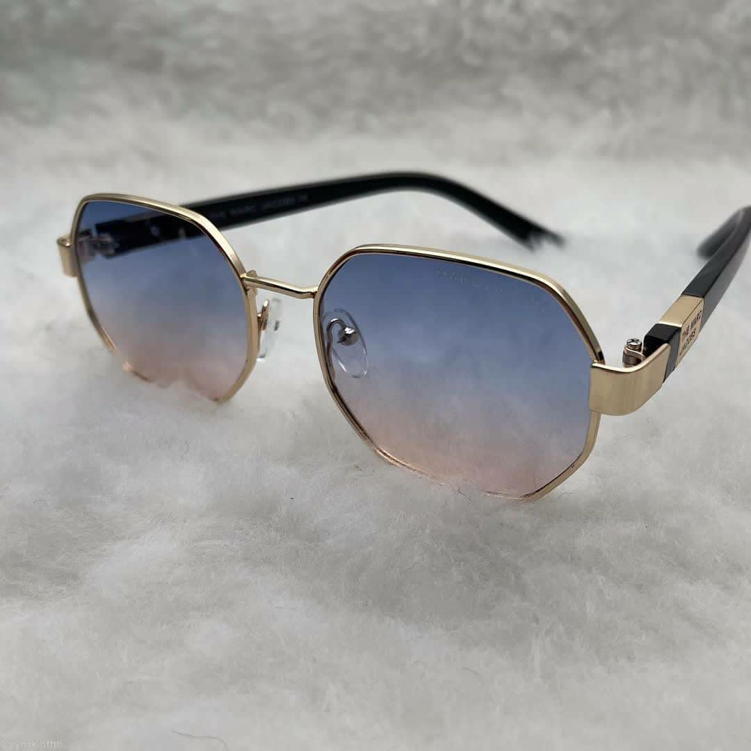 عینک افتابی زنانه ومردانه مارک جاکوبس(شیشه چند رنگ)