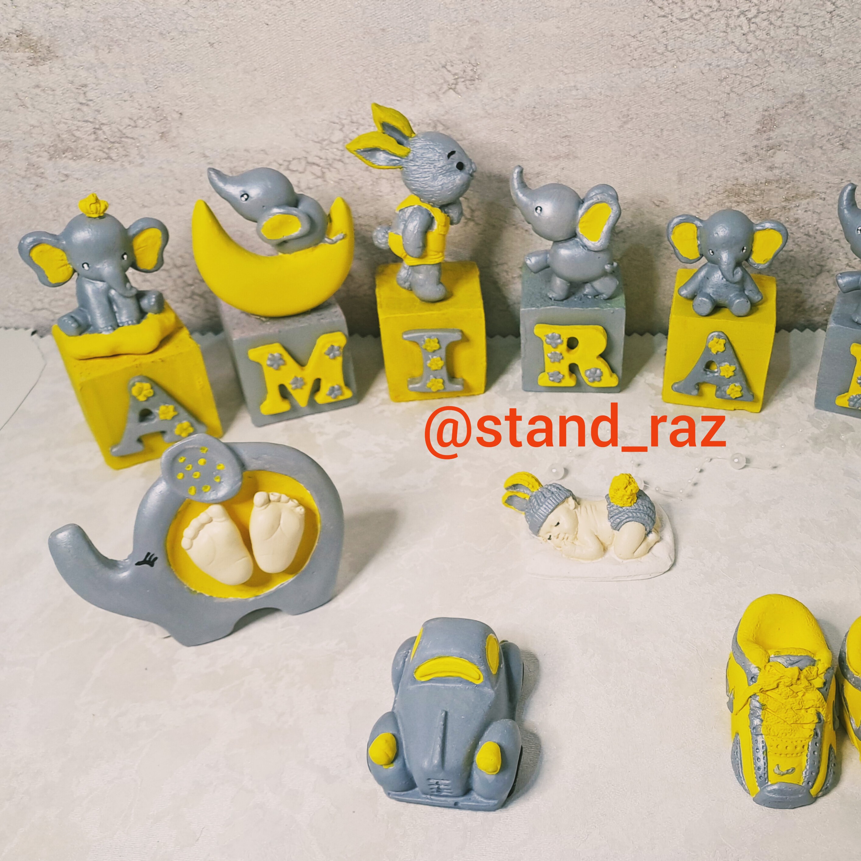 استند مکعبی 