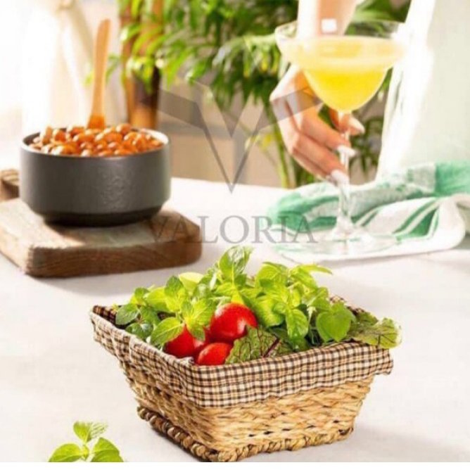 سبد سبزی جنس حصیری درجه یک وعالی قسمت داخلی پارچه دوزی شده