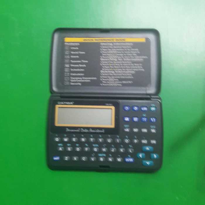 ماشین حساب کاتیگا همراه      دفترچه تلفن خیام شمالی نوشت افزار پاکزادی 