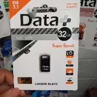 فلش مموری دیتا پلاس مدل CARBON USB 3.1 ظرفیت 32 گیگابایت