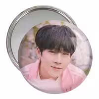 آینه جیبی خندالو مدل جوهان گروه مانستا اکس MONSTA X کد 21126