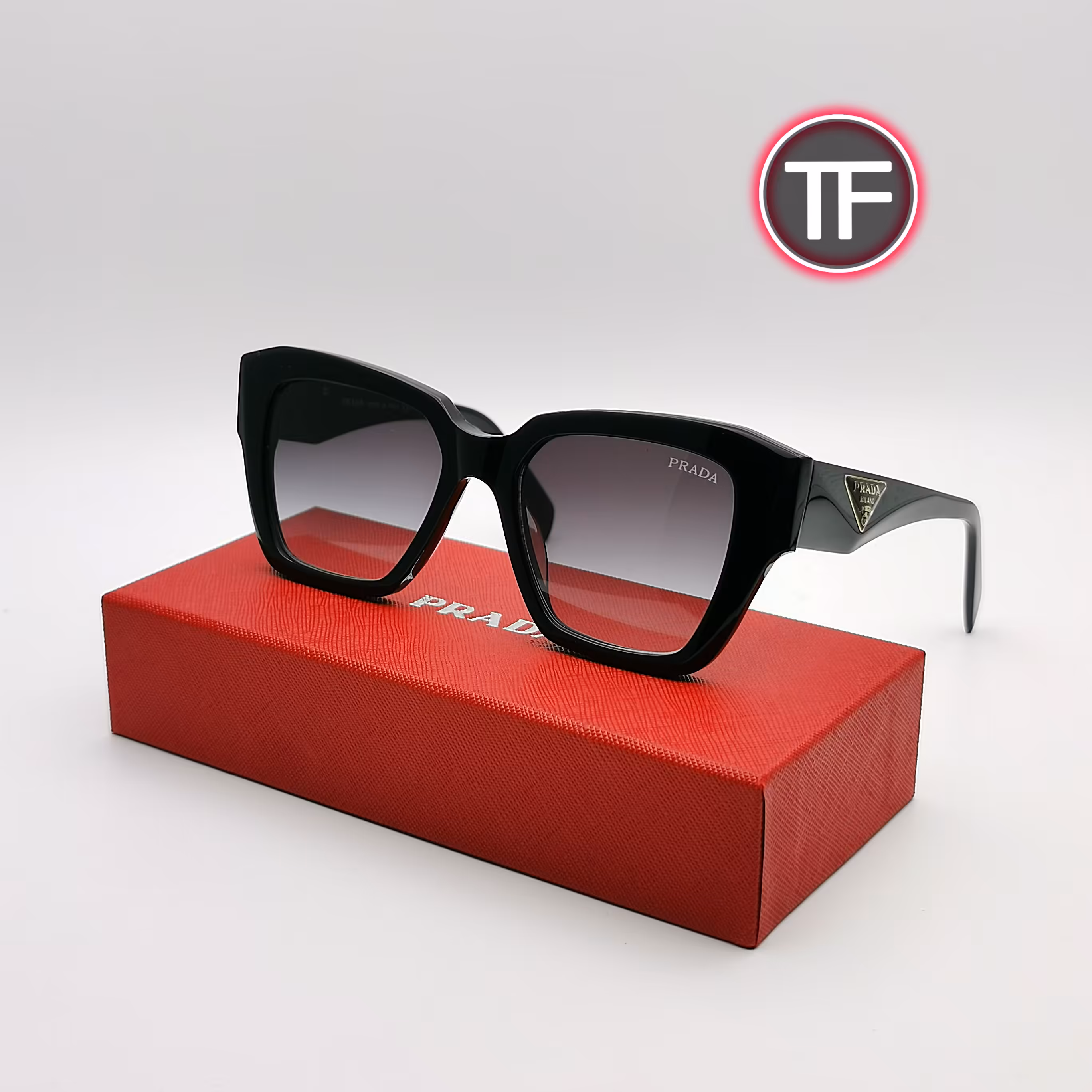 عینک آفتابی پرادا زنانه سایز بزرگ