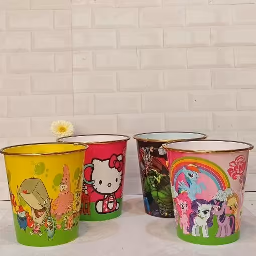 سطل کاغذی سایز کوچیک لب طلایی در 4 طرح و رنگ زیبا تهیه شده از مواد نو باکیفیت 