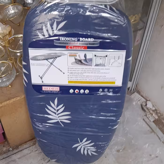 میز اتو تاشو نشسته بزرگ و استاندارد  پایه قلافی ظخیم و محکم گلدار  مدل جدید