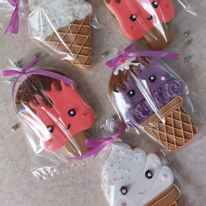 کوکی دکوراتیو (رویال آیسینگ) طرح بستنی ، مطابق طرح و رنگ دلخواه