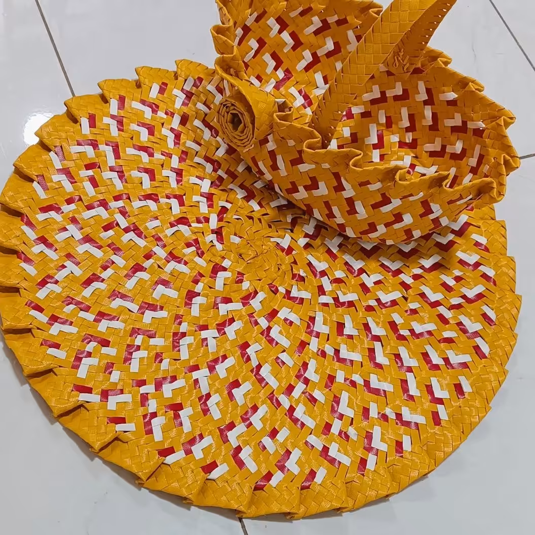 زنبیل وسفره پلاستیکی شمالی. همه رنگ. 