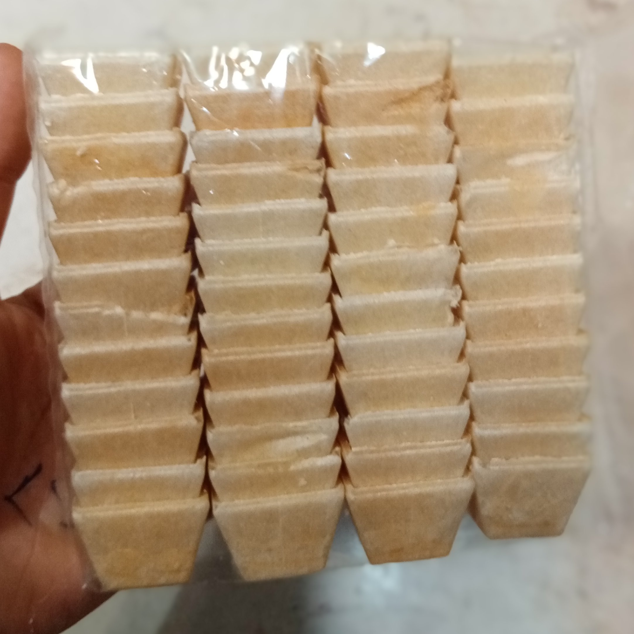 نان حلوا بسته60 تایی