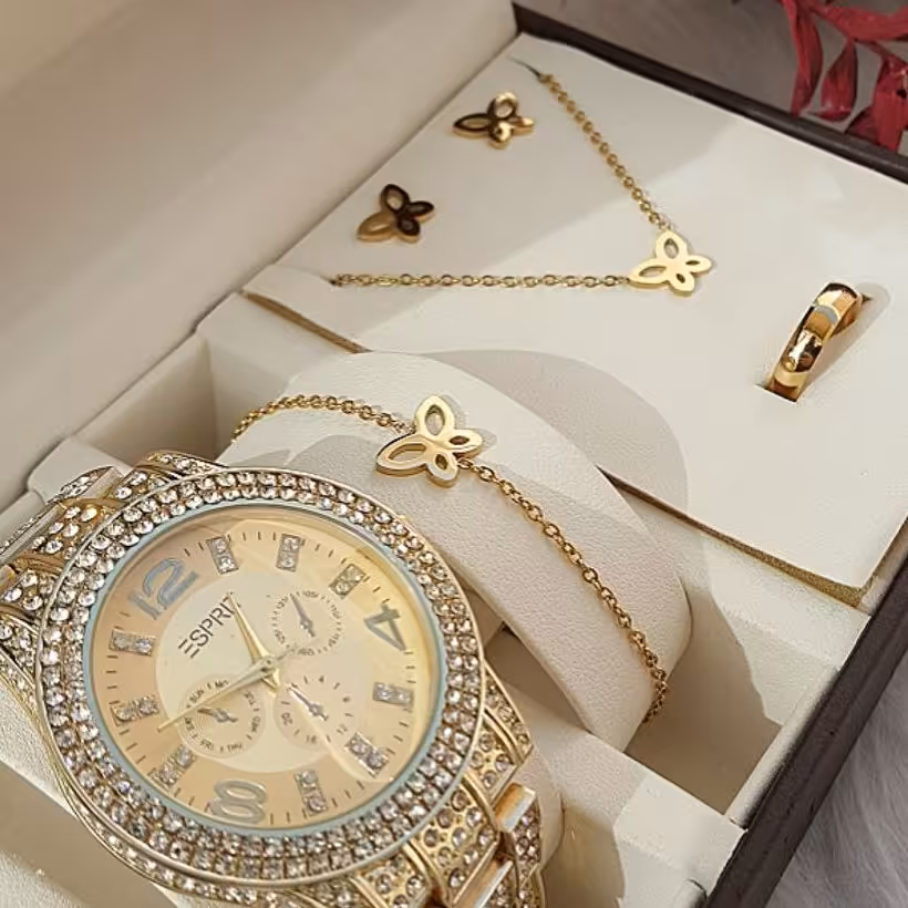 ست ساعت اسپریت دارای دستبند وگردنبند وگوشواره وحلقه شهرساعت نگین مشهد