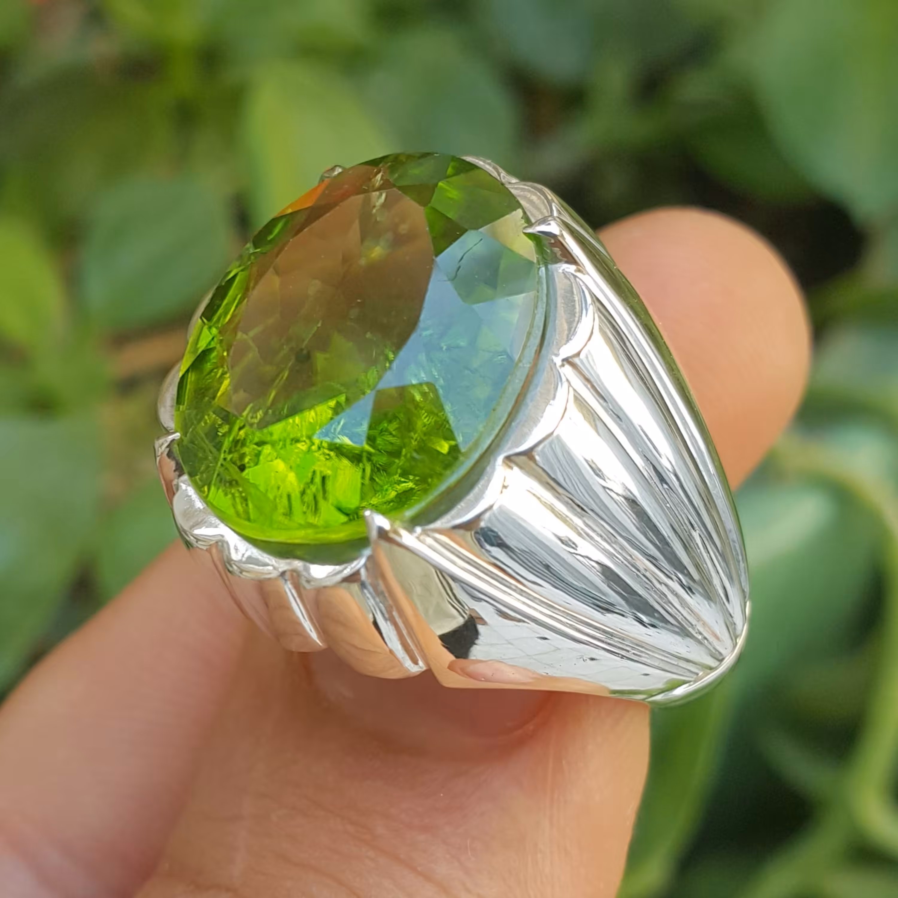 انگشتر زبرجد (6)